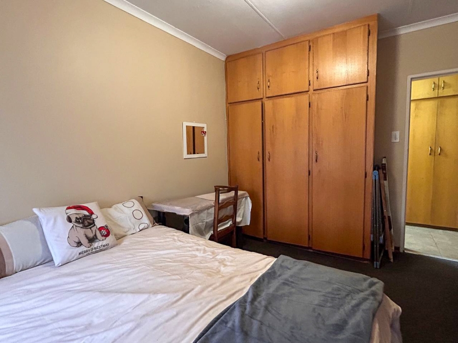 2 Bedroom Property for Sale in Kannoniers Park North West